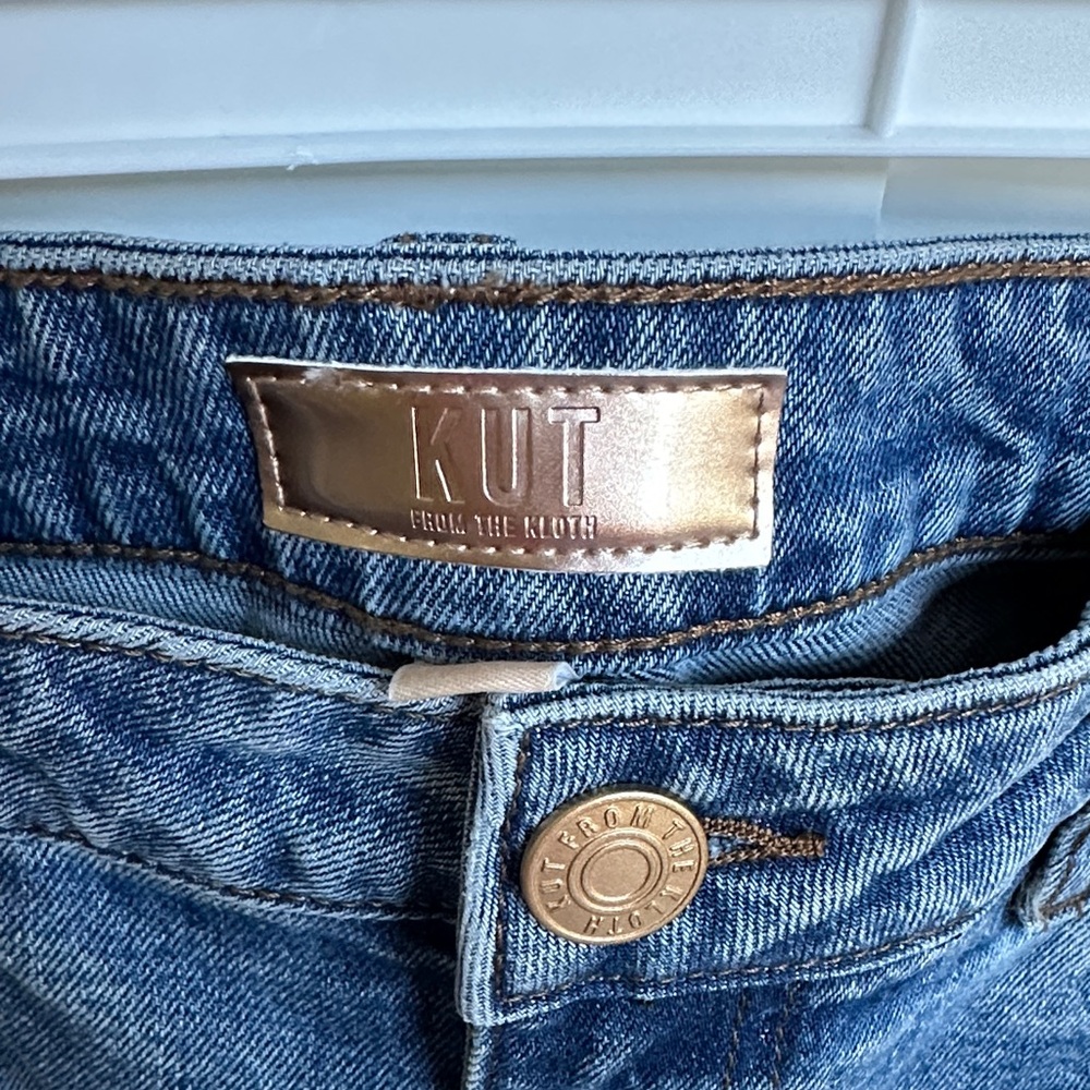 Kut from the Kloth Distressed Blue Jean Shorts Size 4 - Picture 2 of 11